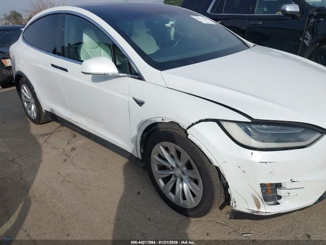 2018 TESLA MODEL X 6