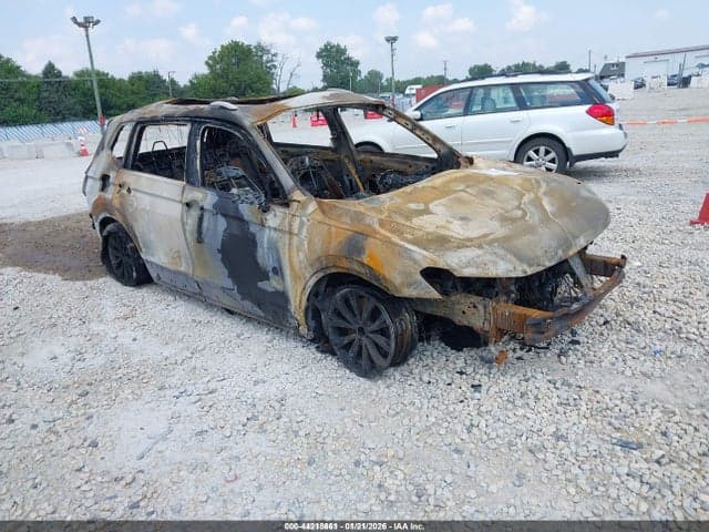 2018 VOLKSWAGEN TIGUAN 2.0T
