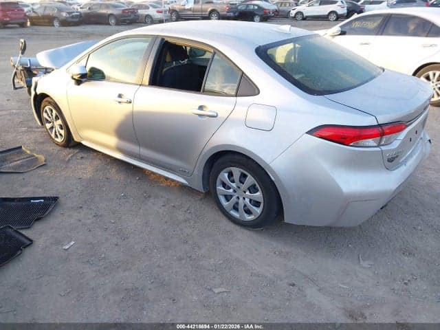 2024 TOYOTA COROLLA HYBRID LE 3
