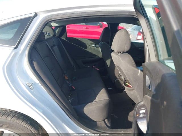 2023 CHEVROLET MALIBU FWD 1LT 8