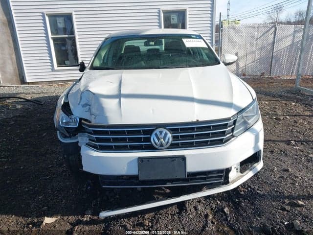 2017 VOLKSWAGEN PASSAT 1.8T S 12