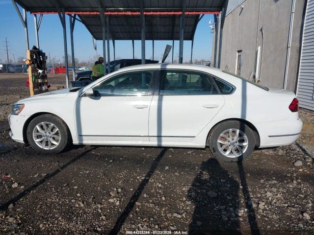 2017 VOLKSWAGEN PASSAT 1.8T S 14