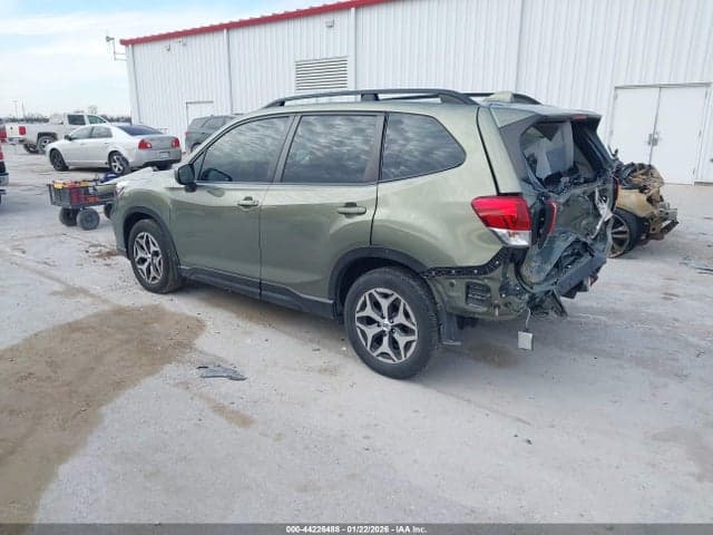 2021 SUBARU FORESTER PREMIUM 3