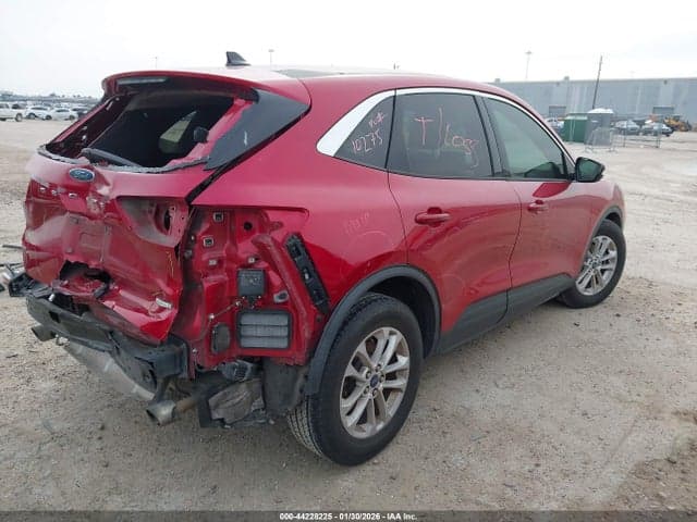 2020 FORD ESCAPE SE 4
