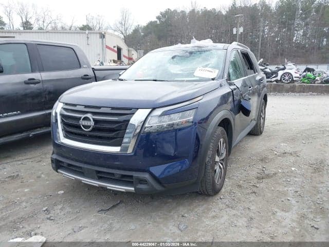 2024 NISSAN PATHFINDER SL 2