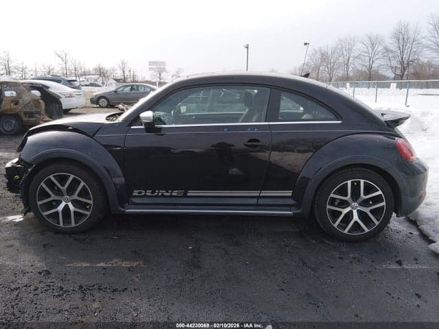 2018 VOLKSWAGEN BEETLE 2.0T DUNE 14