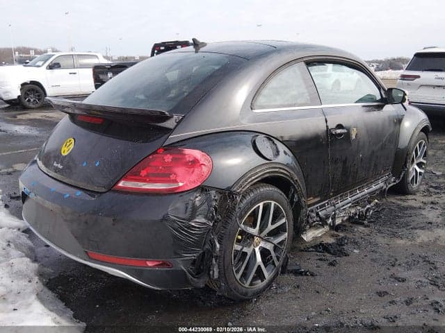 2018 VOLKSWAGEN BEETLE 2.0T DUNE 4
