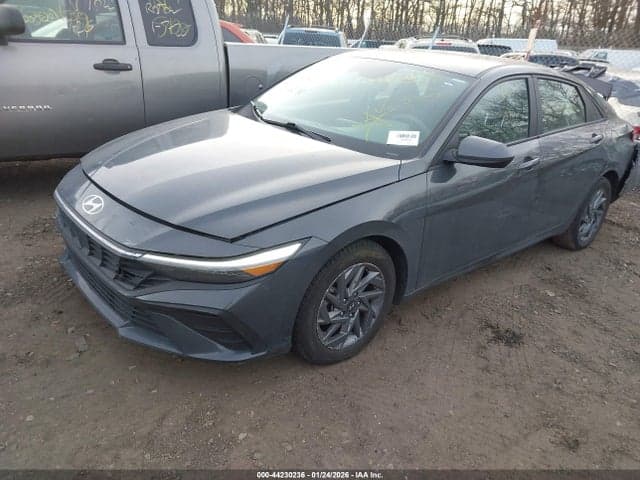 2024 HYUNDAI ELANTRA SEL 2