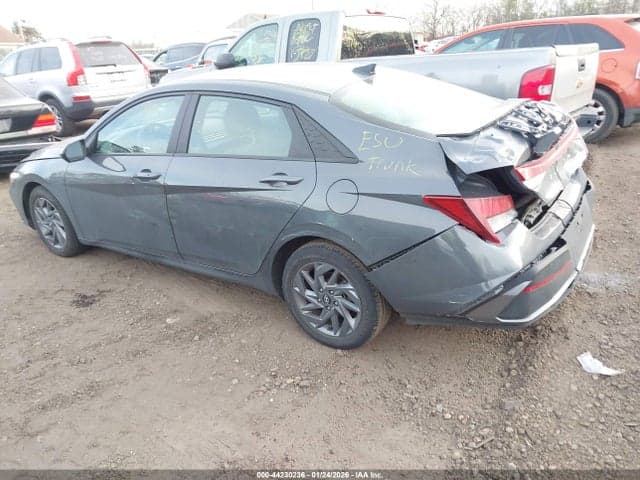 2024 HYUNDAI ELANTRA SEL 13