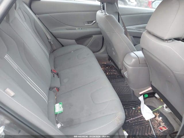 2024 HYUNDAI ELANTRA SEL 8