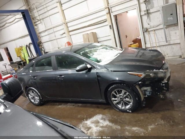 2024 KIA FORTE LXS 14