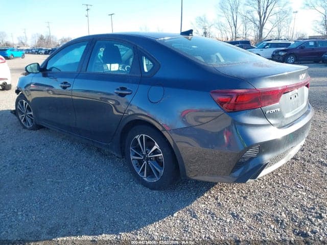 2024 KIA FORTE LXS 3