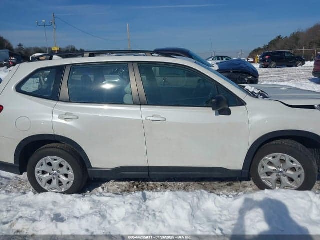 2022 SUBARU FORESTER 13