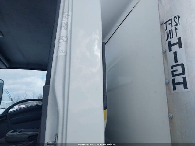 2020 ISUZU NPR HD 7