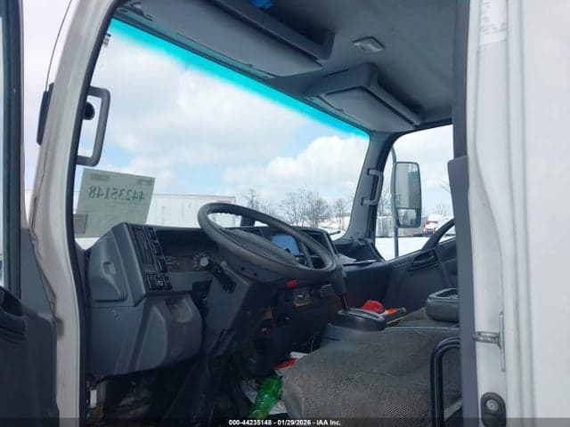 2020 ISUZU NPR HD 8
