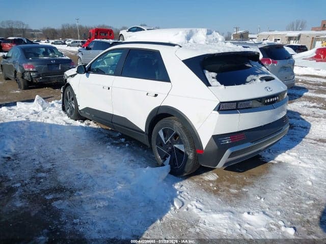 2025 HYUNDAI IONIQ 5 SEL 3