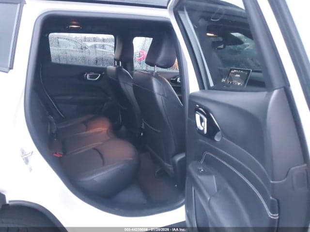 2024 JEEP COMPASS LATITUDE 4X4 8
