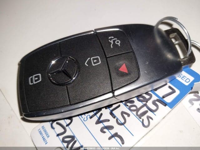 2025 MERCEDES-BENZ GLS 580 4MATIC 11