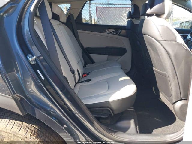 2024 KIA SPORTAGE EX 8