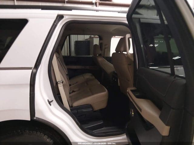 2024 FORD EXPEDITION XLT 8