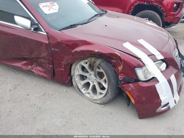 2020 CHRYSLER 300 6