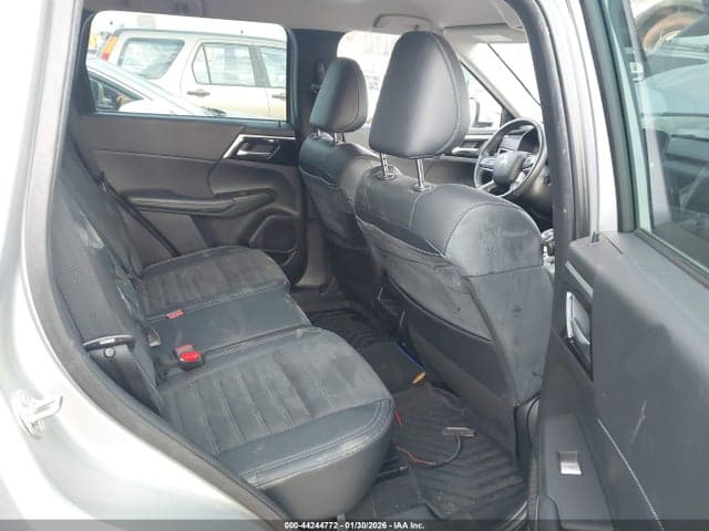 2023 MITSUBISHI OUTLANDER PHEV 8
