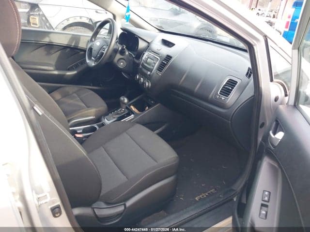 2017 KIA FORTE LX 5