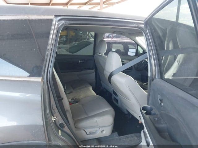 2016 HONDA PILOT EX-L 8