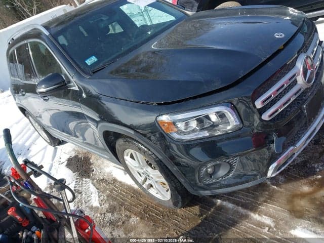2022 MERCEDES-BENZ GLB 250