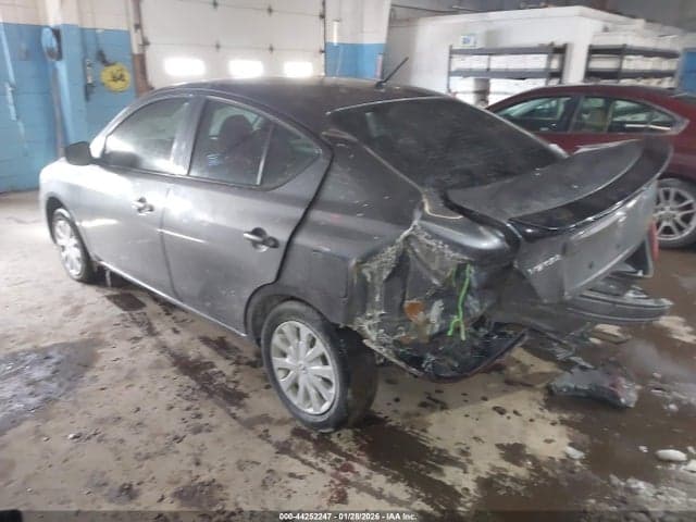 2019 NISSAN VERSA 1.6 S 3