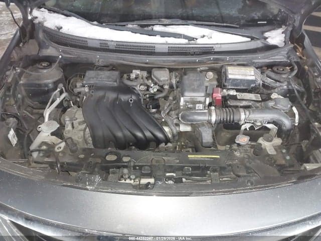 2019 NISSAN VERSA 1.6 S 10