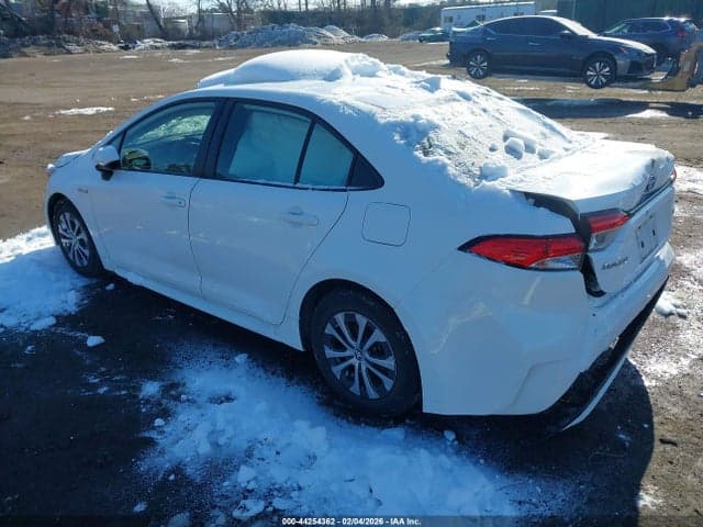 2021 TOYOTA COROLLA HYBRID LE 3