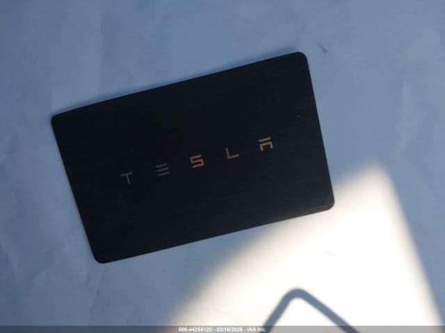2025 TESLA CYBERTRUCK 11