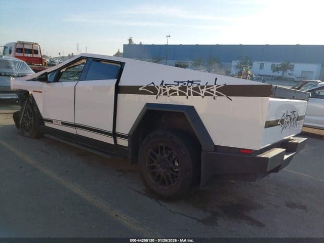 2025 TESLA CYBERTRUCK 3