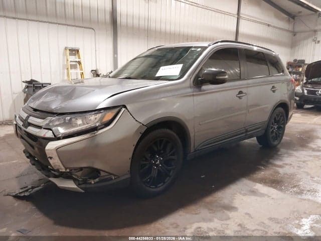 2018 MITSUBISHI OUTLANDER LE 2