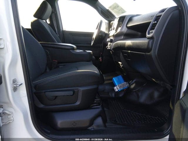 2022 RAM 2500 TRADESMAN 4X4 6'4 BOX 5