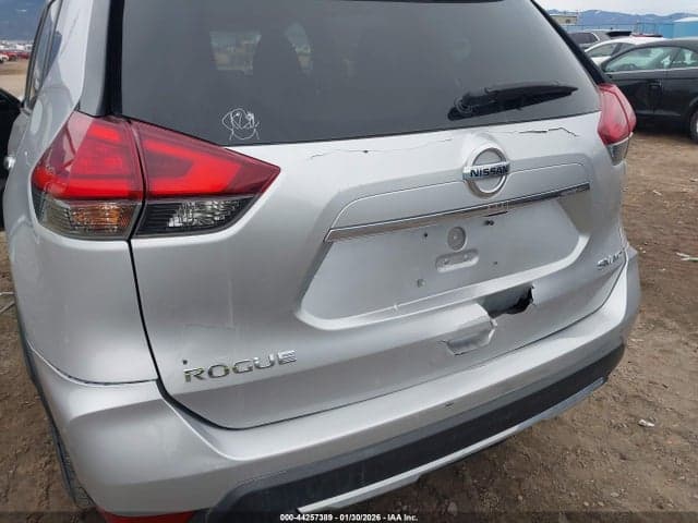 2017 NISSAN ROGUE SV 6