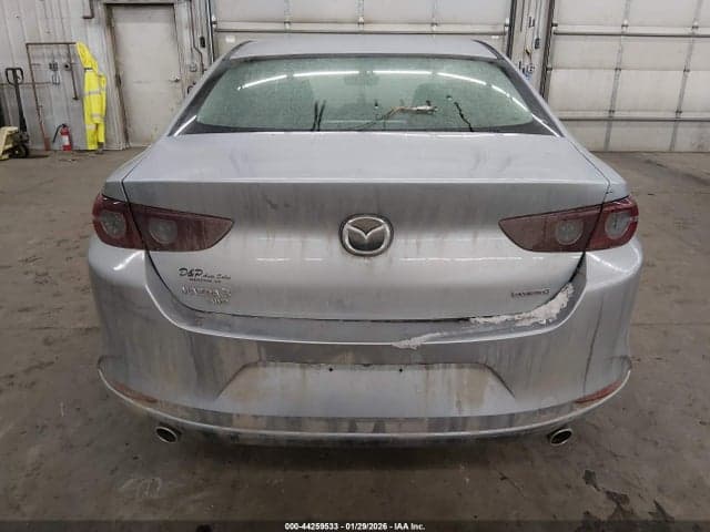 2021 MAZDA MAZDA3 SELECT 17