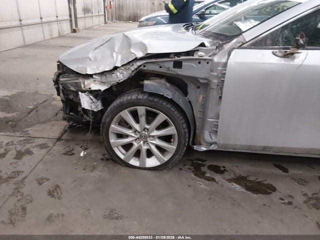 2021 MAZDA MAZDA3 SELECT 18