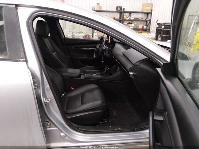 2021 MAZDA MAZDA3 SELECT 5