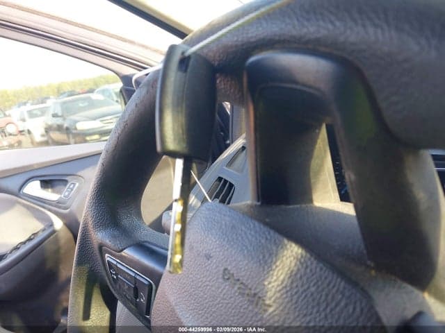 2016 FORD FOCUS SE 11