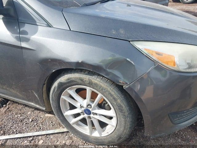 2016 FORD FOCUS SE 6