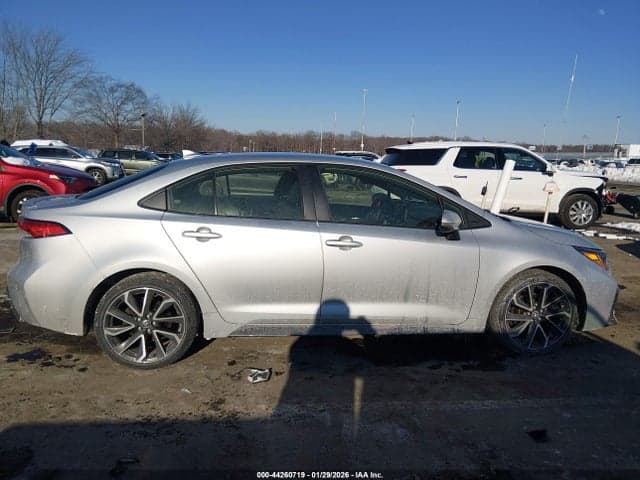 2022 TOYOTA COROLLA SE 12
