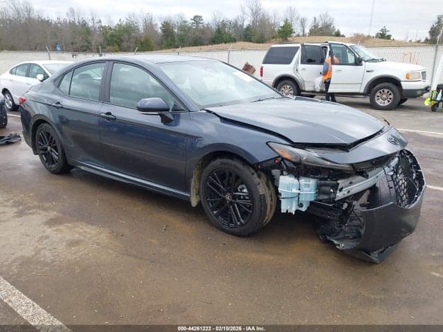 2026 TOYOTA CAMRY SE 1