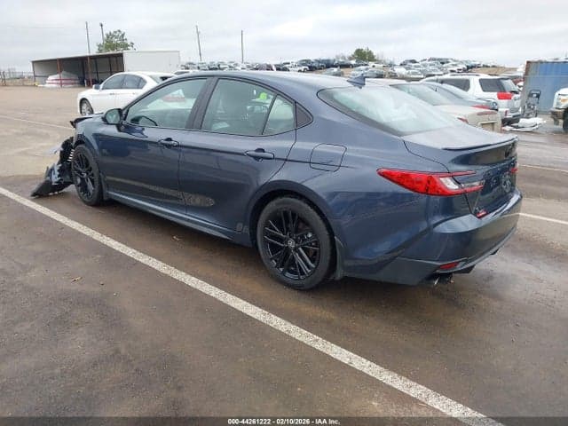 2026 TOYOTA CAMRY SE 3