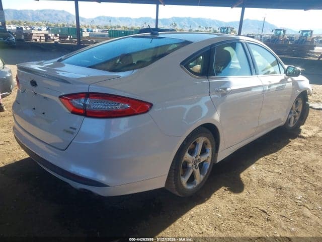 2016 FORD FUSION SE 4