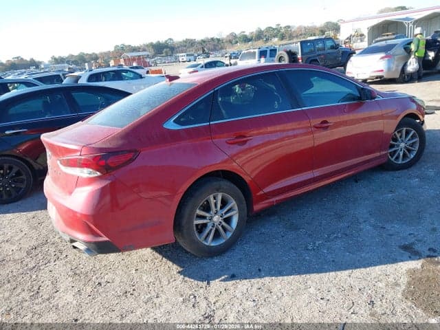 2019 HYUNDAI SONATA SE 4