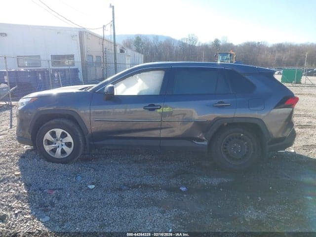 2024 TOYOTA RAV4 LE 14