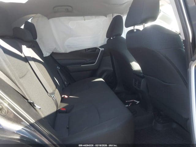 2024 TOYOTA RAV4 LE 8