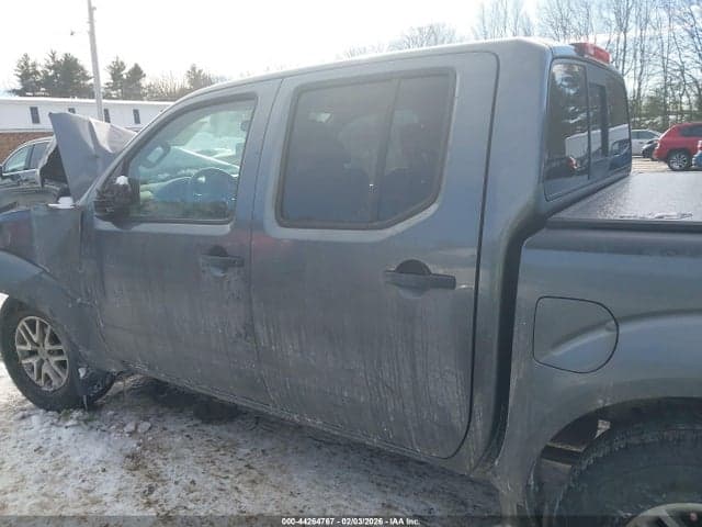 2017 NISSAN FRONTIER SV 14